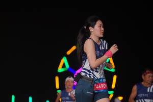 BIB: 46909, 142
                            <button type="button" onclick="openModal(23188946)" class="btn btn-primary btn-sm float-right btn-popup" data-toggle="modal" data-target=".modal-high-quality">
                        <i class="fas fa-shopping-cart"></i> Add to Cart
                    </button>
                                            <button type="button" onclick="isThisMe(23188946, true)" class="btn btn-success btn-sm float-right btn-popup btn-isme hidden" data-toggle="tooltip" data-placement="bottom" title="นี่คือรูปของคุณใช่ไหม คลิกที่นี่เพื่อเอาเข้าอัลบั้ม">
                        <i class="fas fa-plus"></i> Add to album
                    </button>
                    <button type="button" onclick="isThisMe(23188946, false)" class="btn btn-warning btn-sm float-right btn-popup btn-isnotme hidden">
                        <i class="fas fa-ban"></i> Remove from album
                    </button>